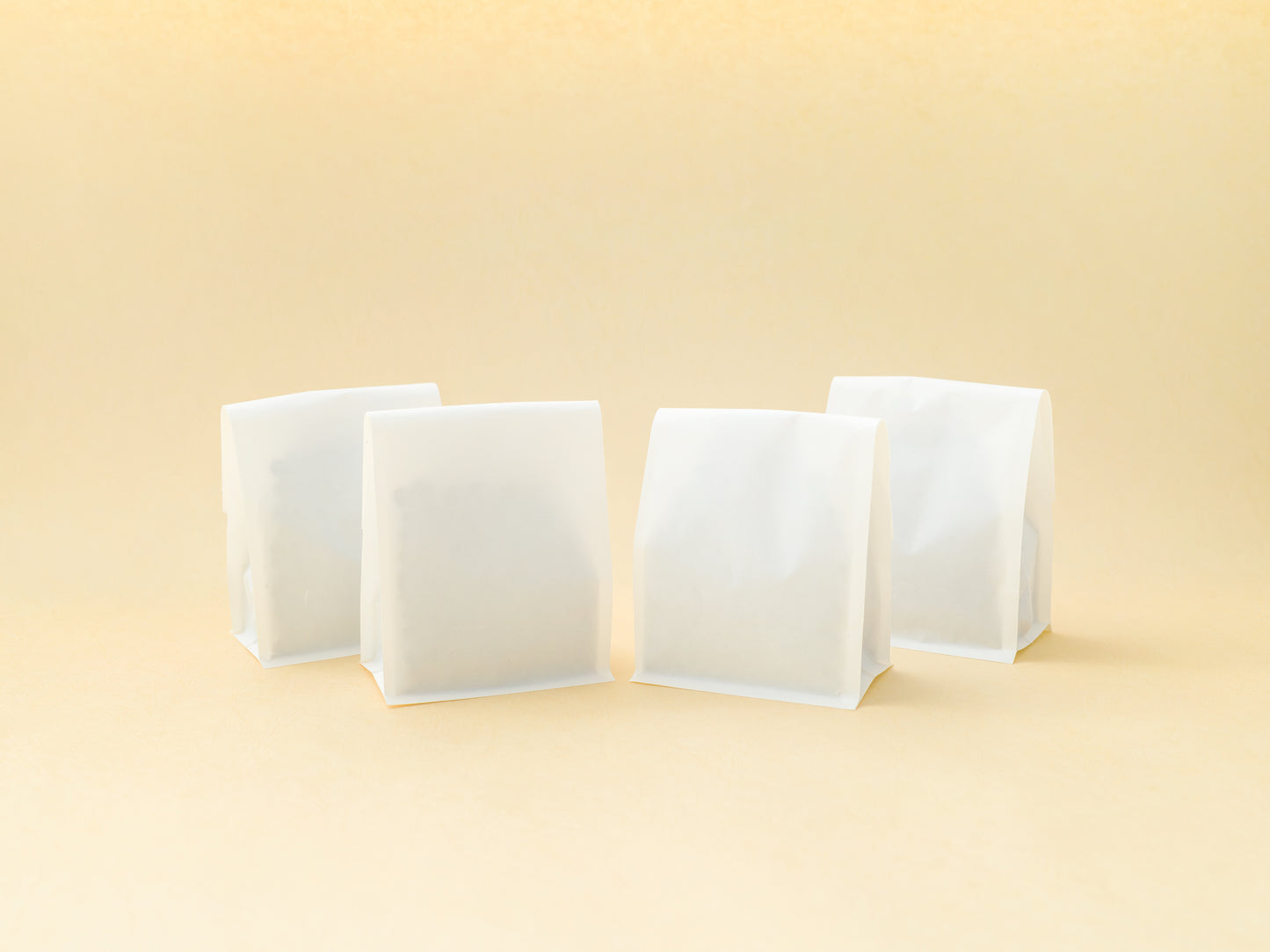 カミエコ® コーヒーパック白　ポケットZIP付き角底袋バルブ付